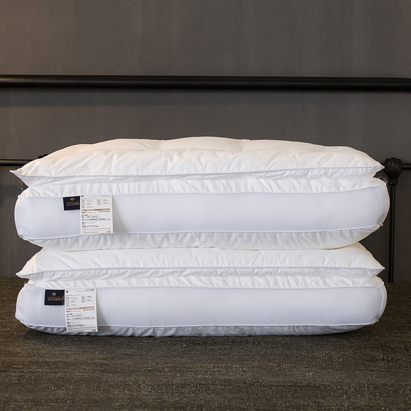 Dvojvrstvový perie zamatový vankúš