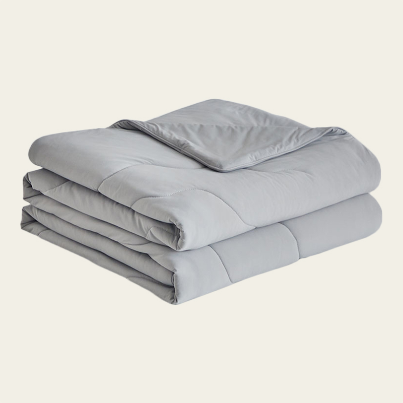 Polyester-amonia letná prikrývka